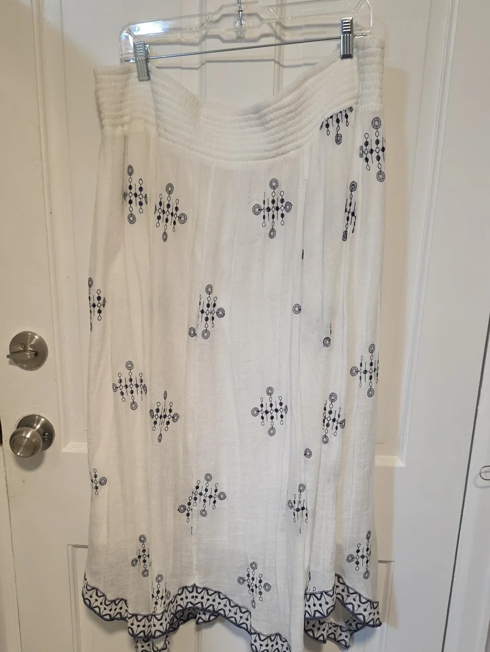 Ashley Stewart Women's White Embroidered Cotton Skirt